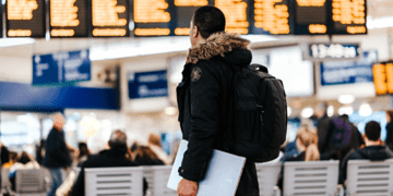 What To Pack When Travelling: A Traveler’s Guide to Packing