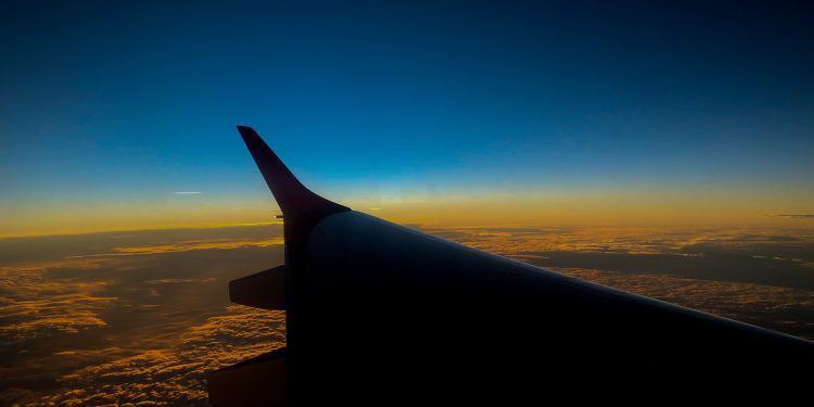 Fly in Style without Breaking the Bank: Discover How Expedia Can Help You Find the Perfect Flight Ticket at a Great Price